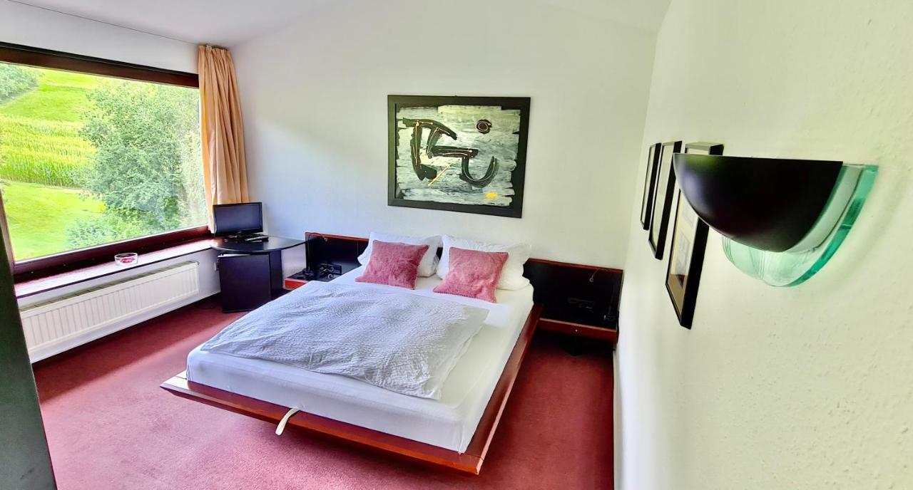 Hotel Pension Linz Bühl Buitenkant foto